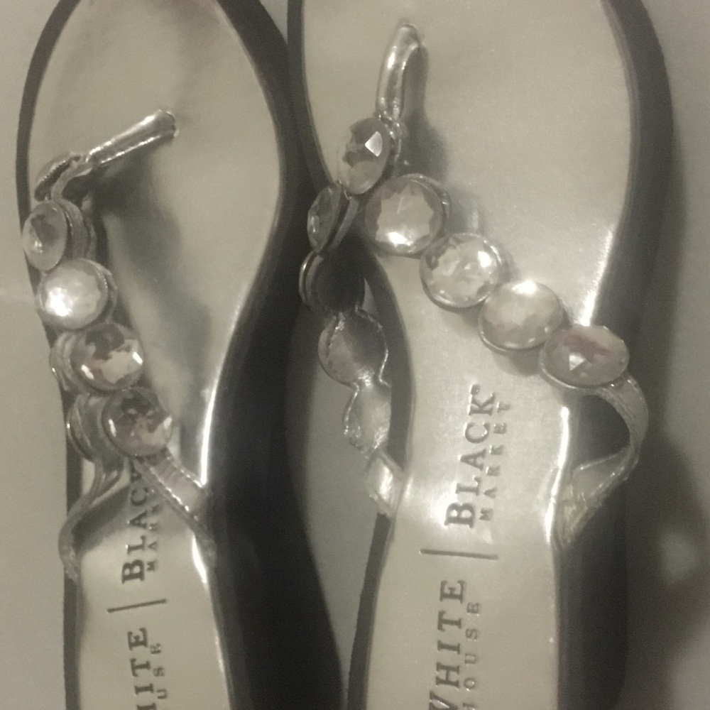 Black white market sandals